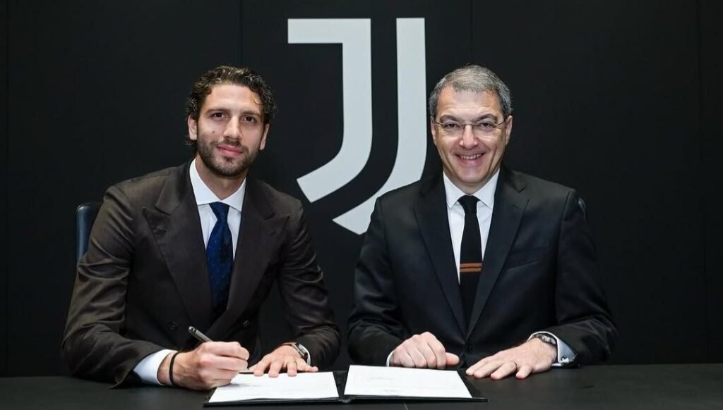 Ufficiale: Manuel Locatelli rinnova con la Juventus fino al 2030